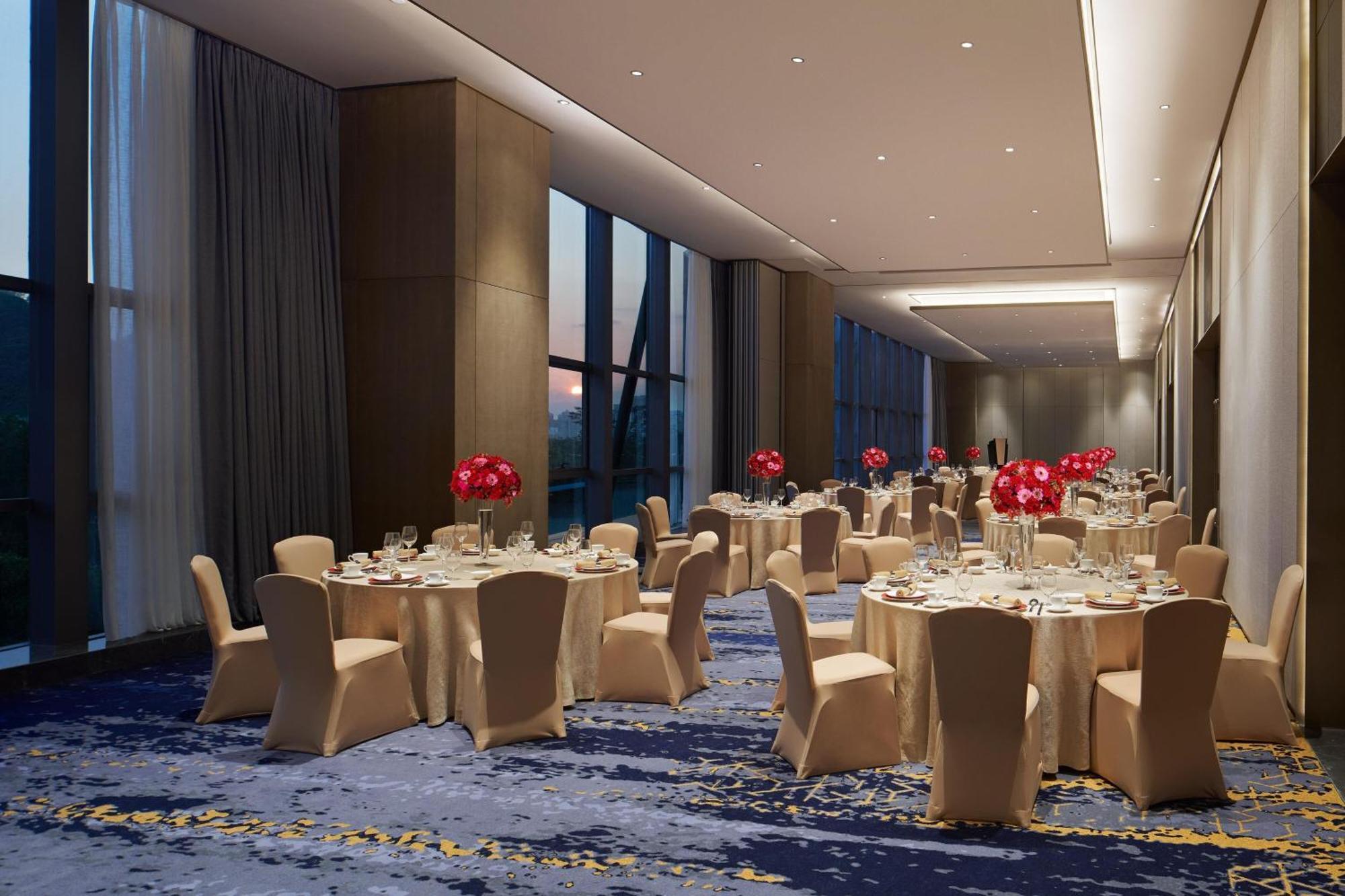 Sheraton Nanshan 5*